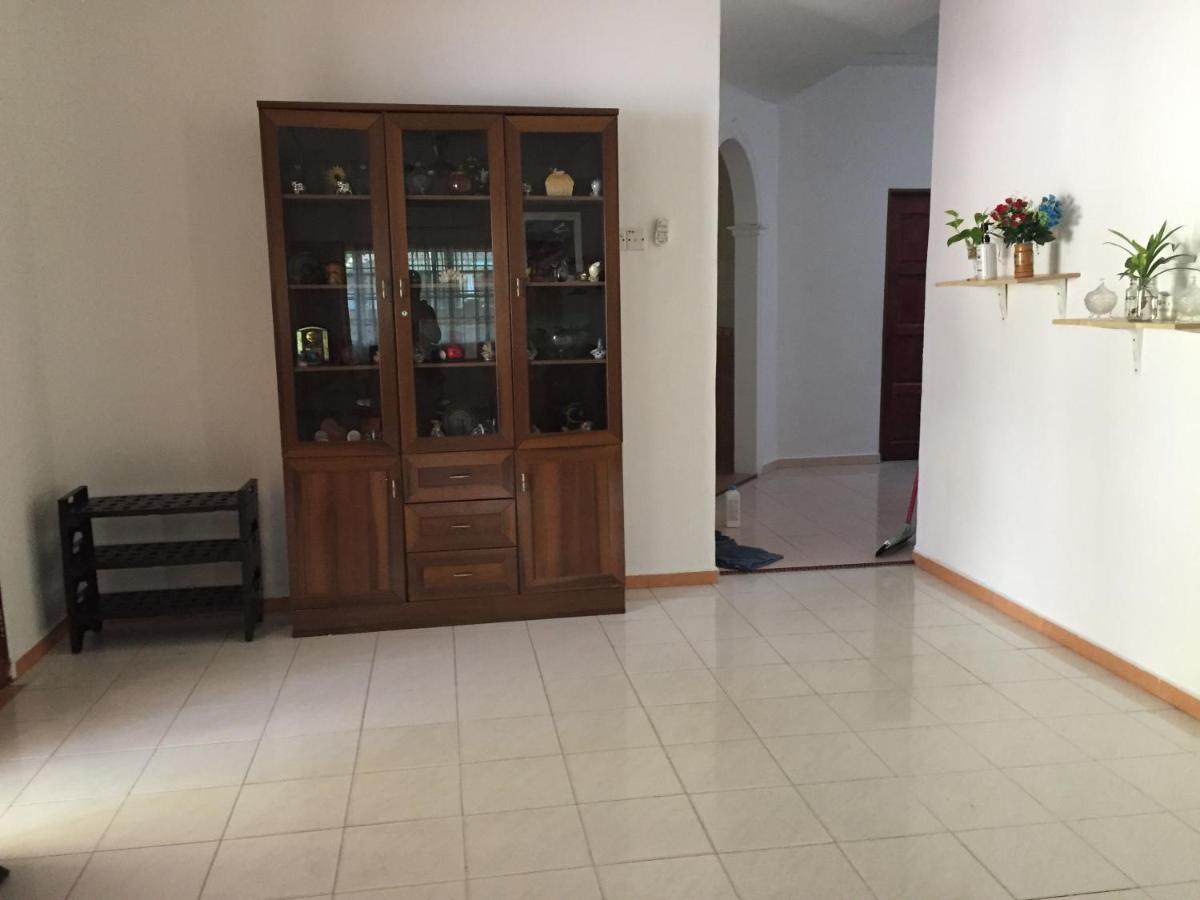 Villa Ctzee Malacca Luaran gambar